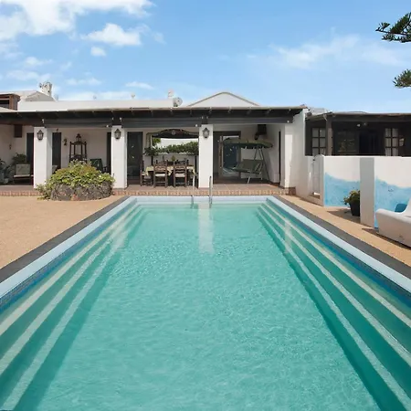 ヴィラ Casa Albryna Lanzarote *